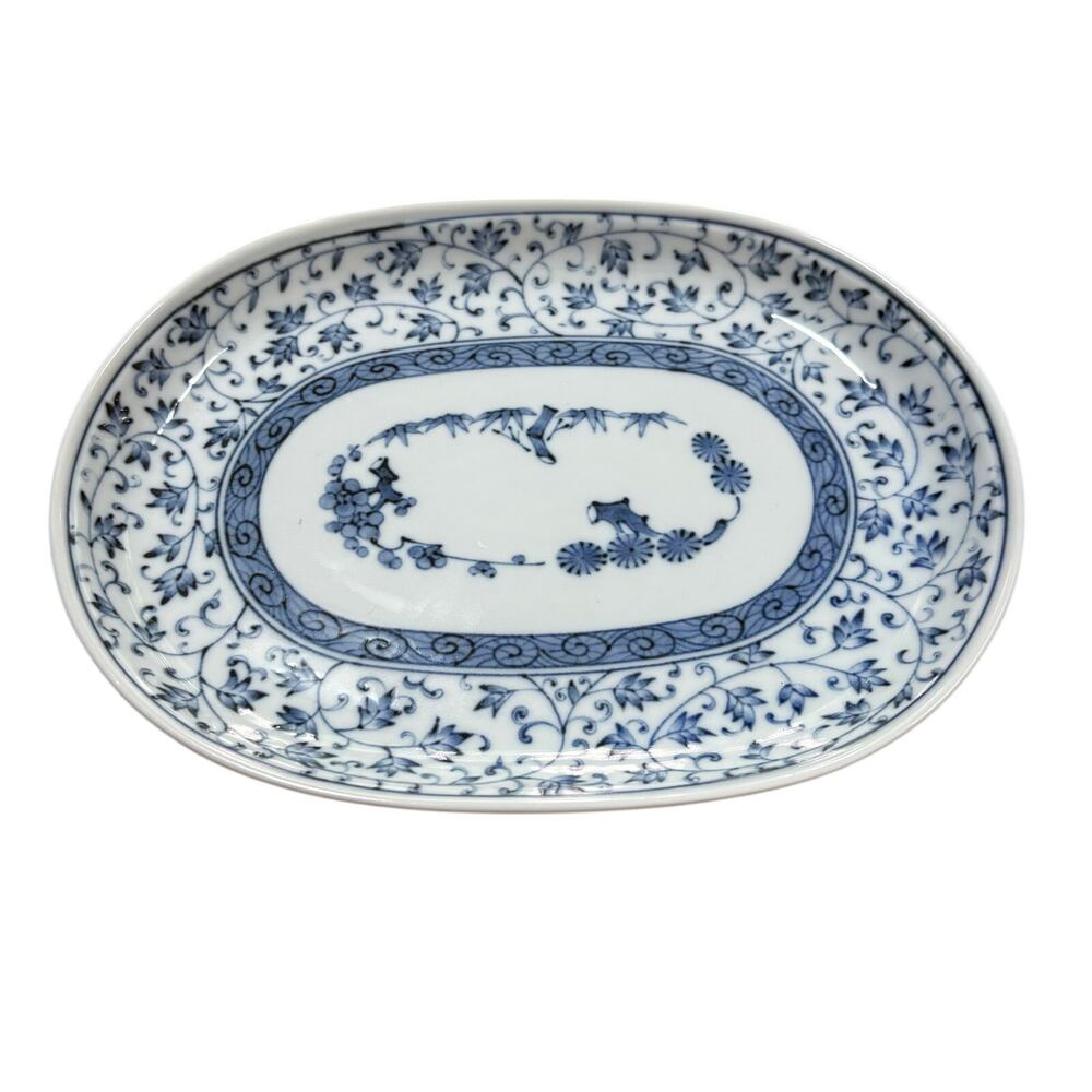 Oval blue & white porcelain ceramic tray delicate floral design vanity condiment
